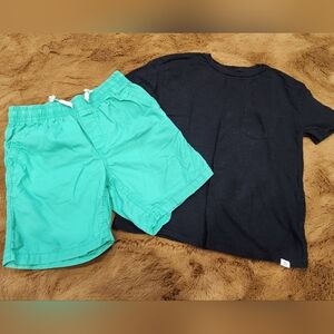 💙 GAP Kids, Black Tee and Green Shorts 2pcs